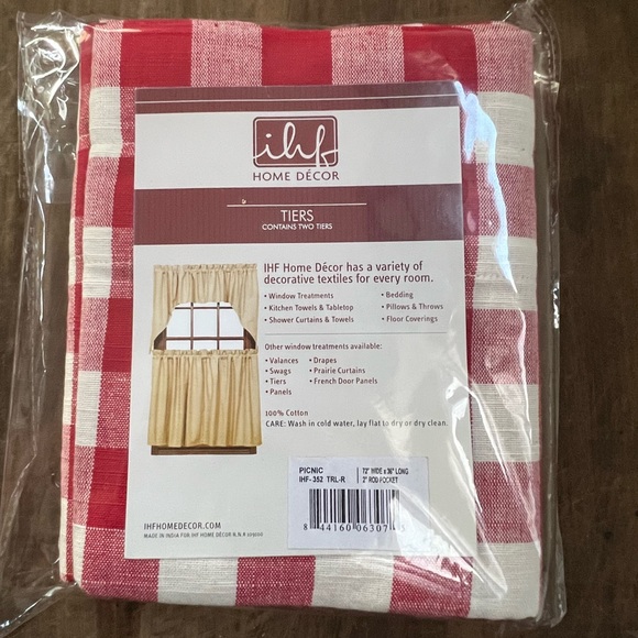IHF Accents Ihf Home Decor Tier Pair In Red Picnic Buffalo Check